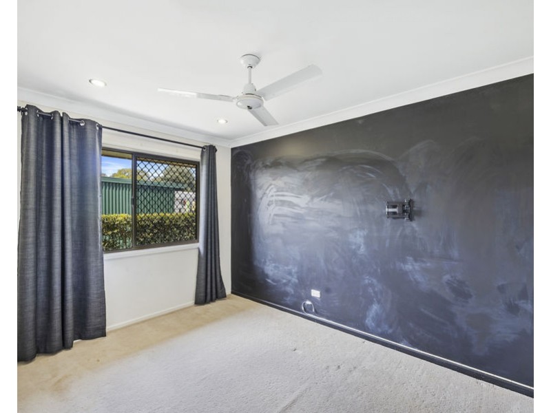 39 Fassifern Street, Peak Crossing QLD 4306