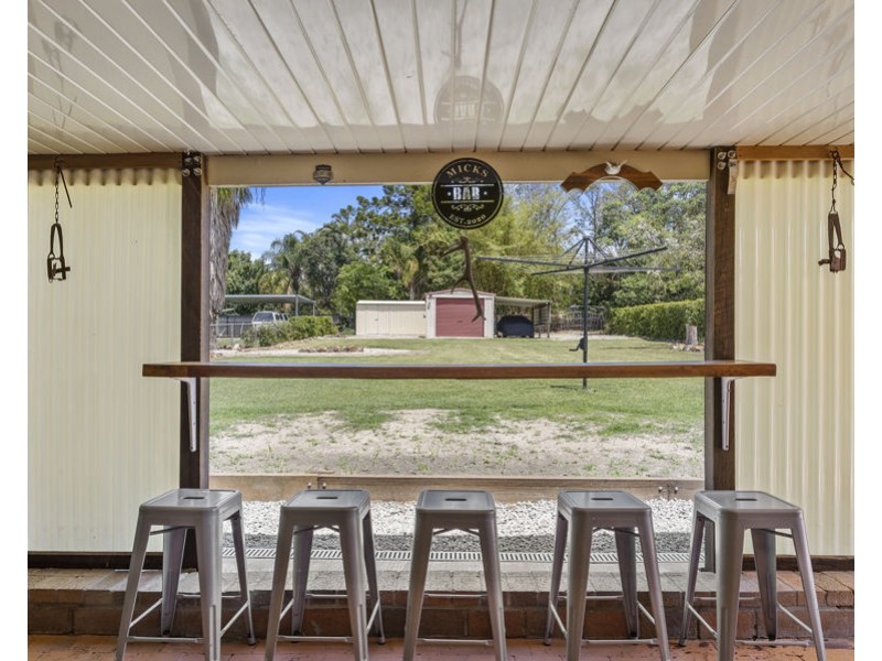 39 Fassifern Street, Peak Crossing QLD 4306