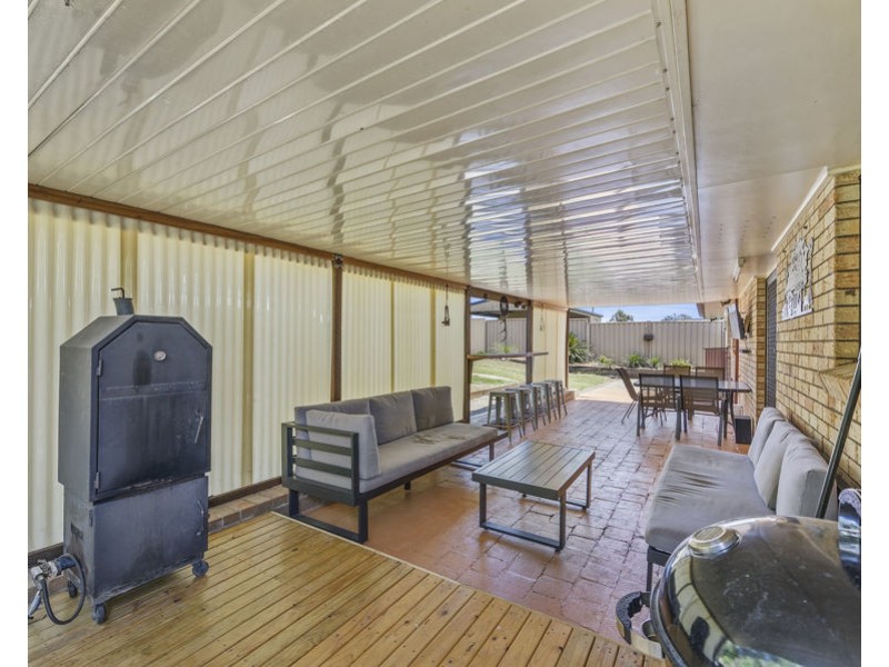 39 Fassifern Street, Peak Crossing QLD 4306