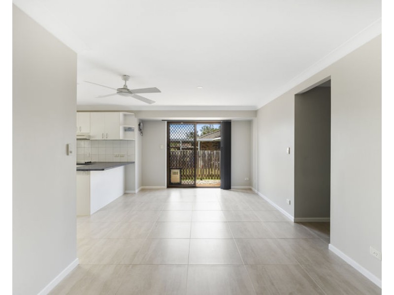 6 Leysdown Court, Yamanto QLD 4305