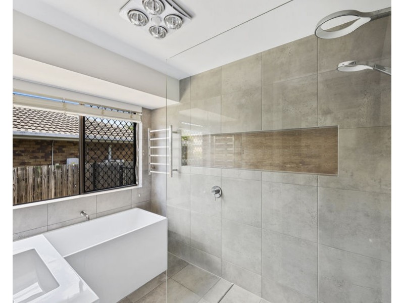 6 Leysdown Court, Yamanto QLD 4305