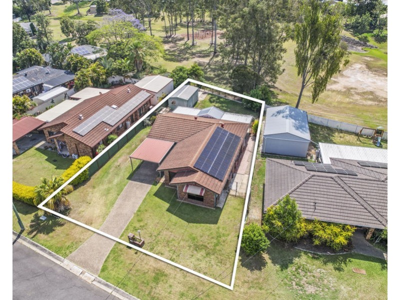 6 Leysdown Court, Yamanto QLD 4305