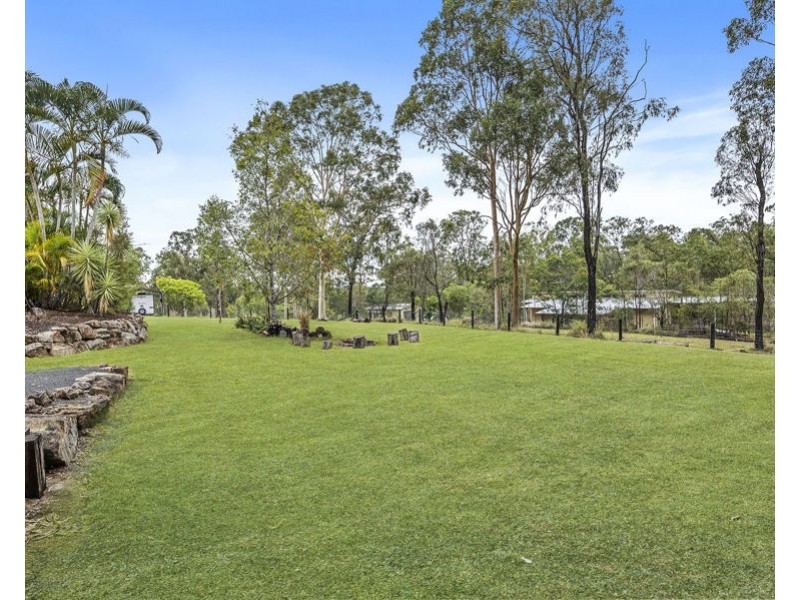 89 Winland Drive, Deebing Heights QLD 4306