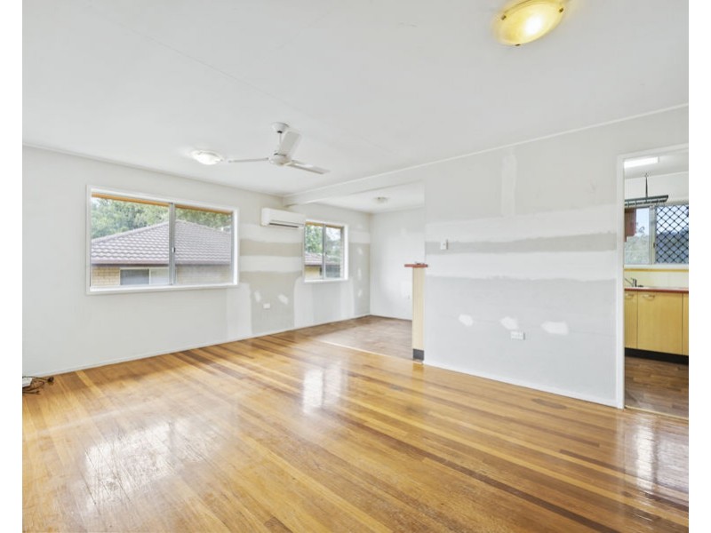 37 Prunda Parade, Raceview QLD 4305