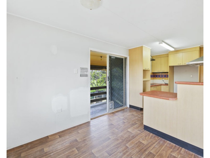 37 Prunda Parade, Raceview QLD 4305