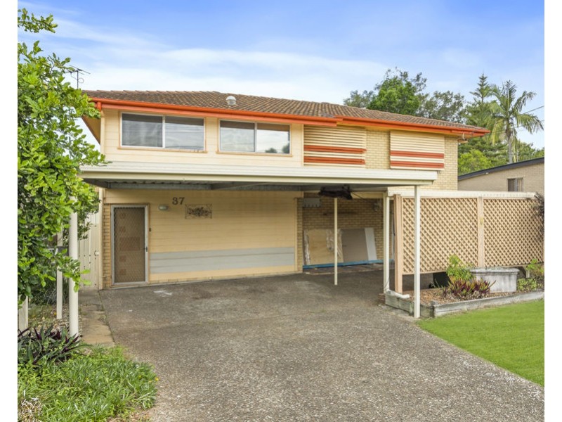 37 Prunda Parade, Raceview QLD 4305