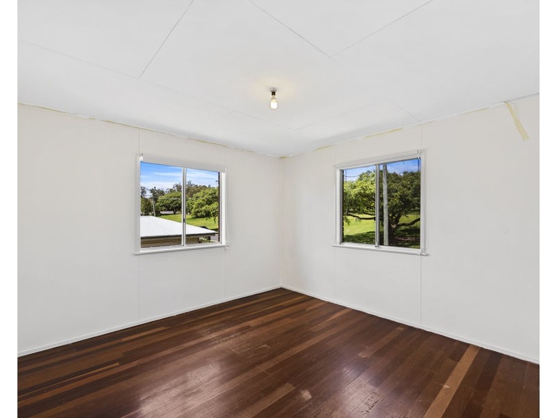 1A Lion Street, Ipswich QLD 4305