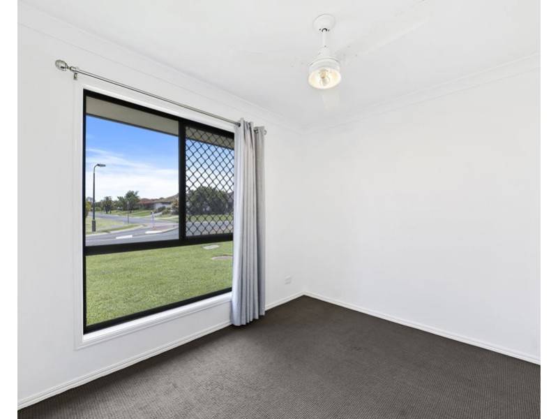 62 Anna Drive, Raceview QLD 4305