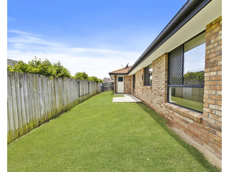 62 Anna Drive, Raceview QLD 4305