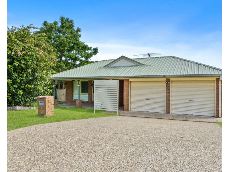 8 Dianthus Place, Flinders View QLD 4305