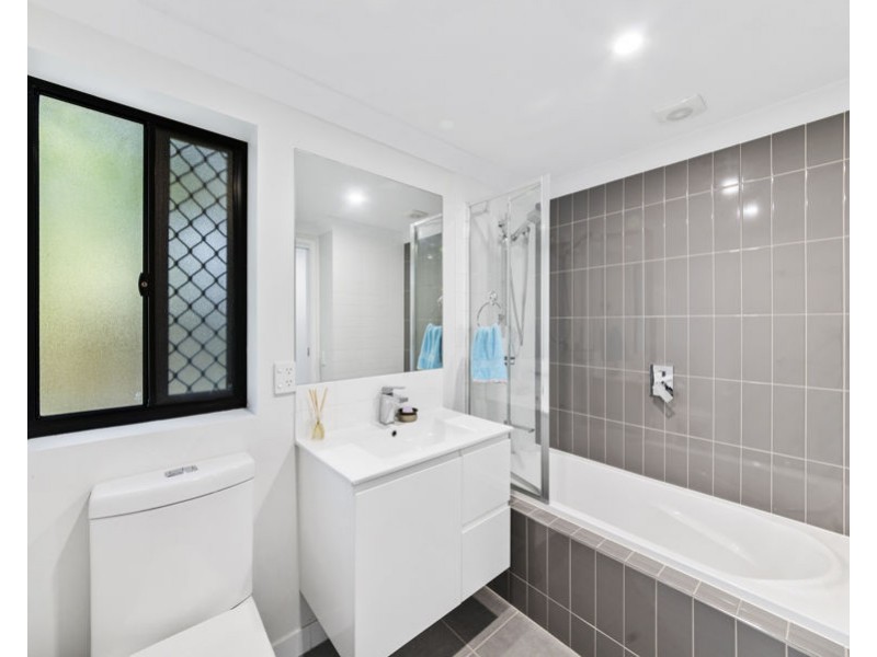 1101/18 Comer Street, Coopers Plains QLD 4108