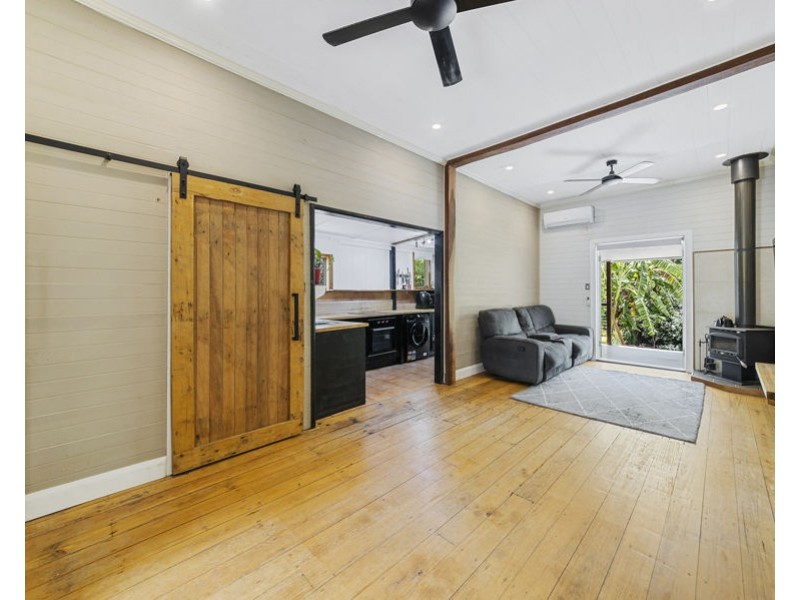 1 Richards Street, North Ipswich QLD 4305