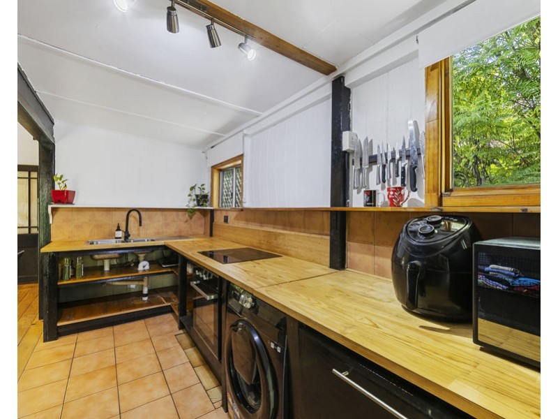 1 Richards Street, North Ipswich QLD 4305