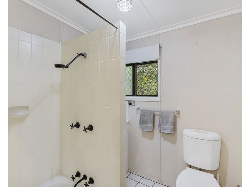 1 Richards Street, North Ipswich QLD 4305