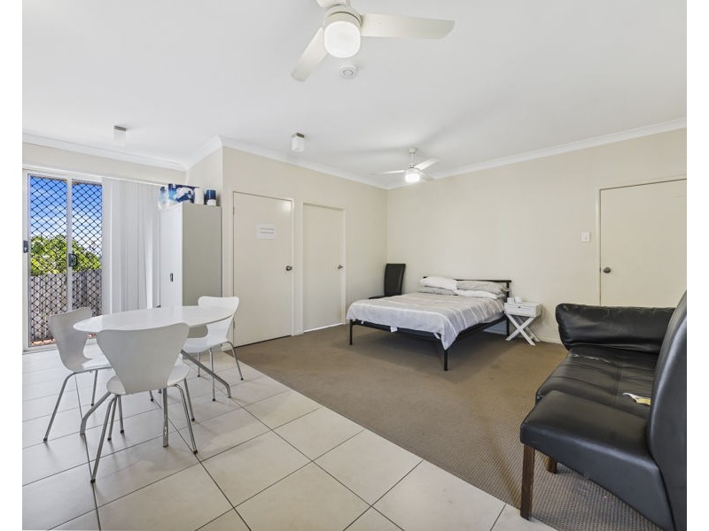 13 Iris Court, Yamanto QLD 4305