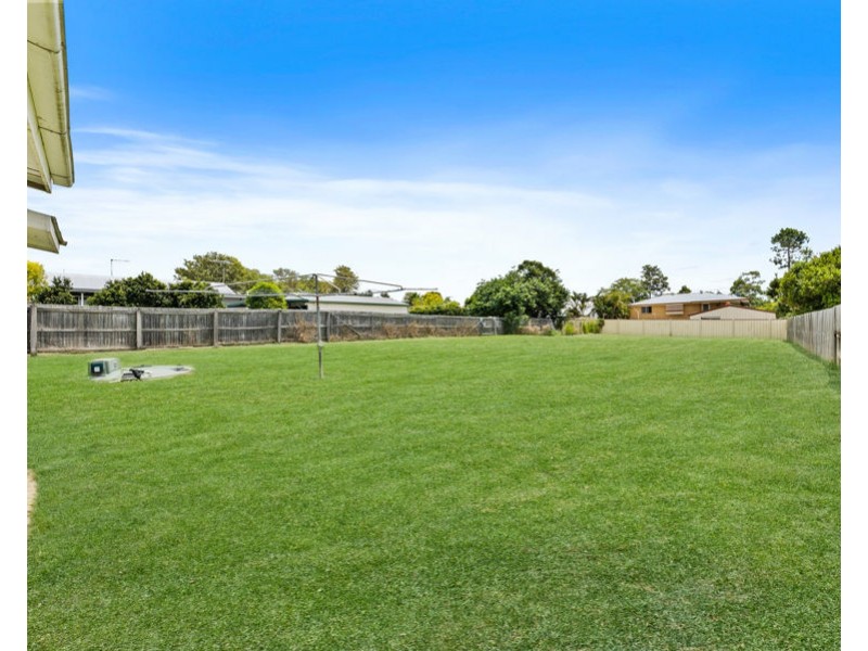 19 Hall Street, Peak Crossing QLD 4306
