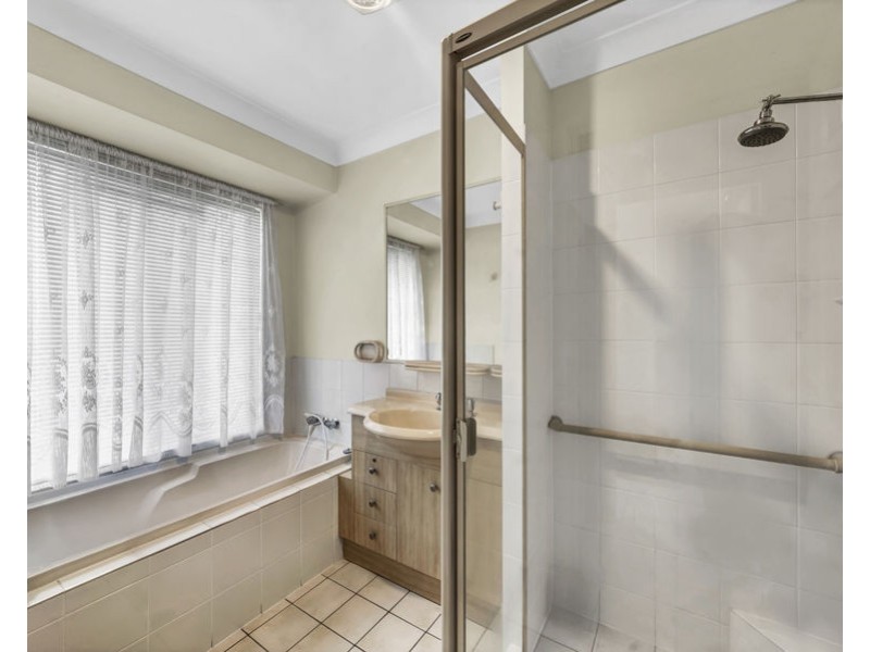 19 Elmhurst Crescent, Flinders View QLD 4305