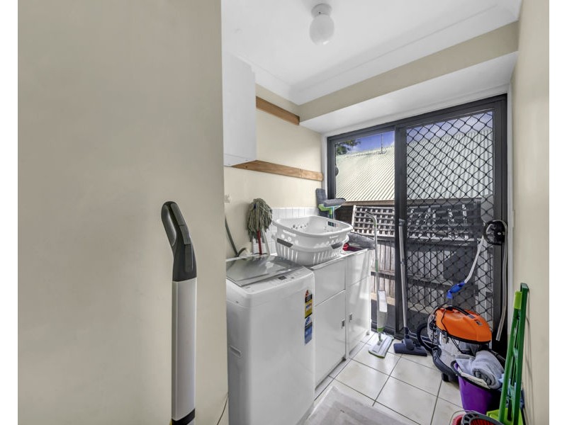 19 Elmhurst Crescent, Flinders View QLD 4305