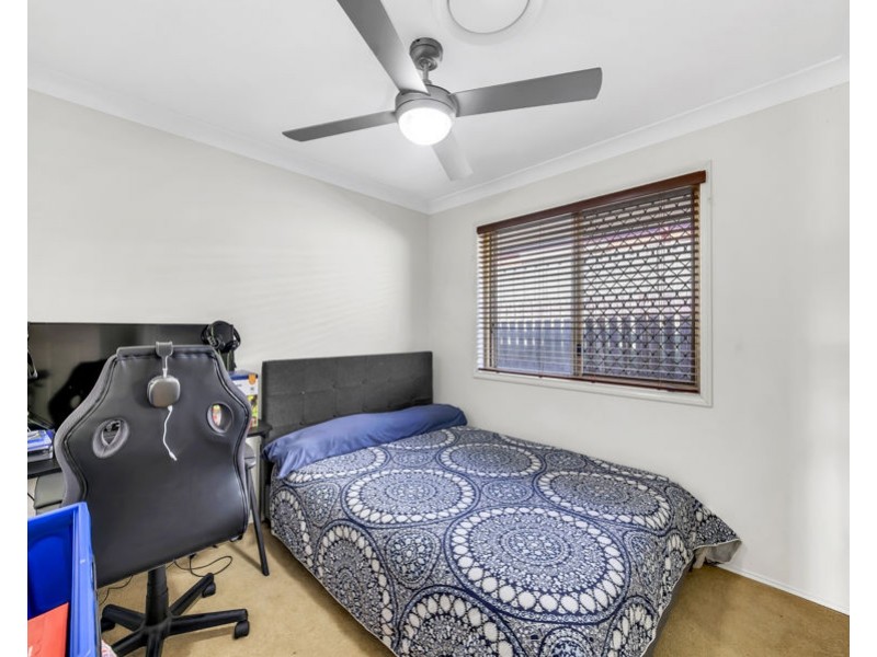 6 Diosma Close, Yamanto QLD 4305