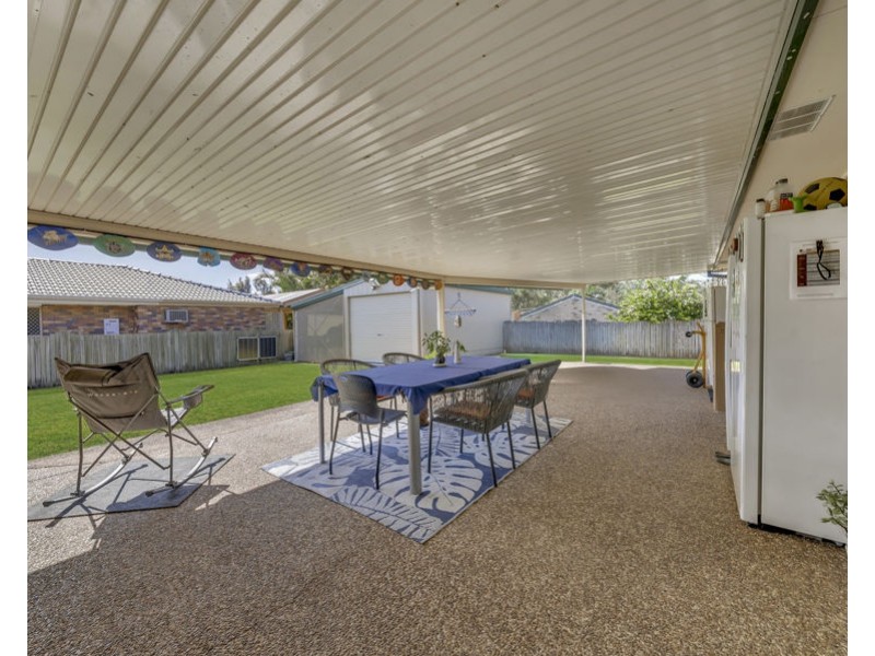 6 Diosma Close, Yamanto QLD 4305