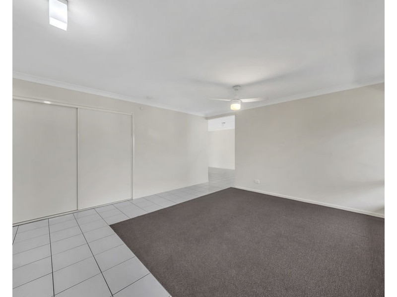 3 Iris Court, Yamanto QLD 4305