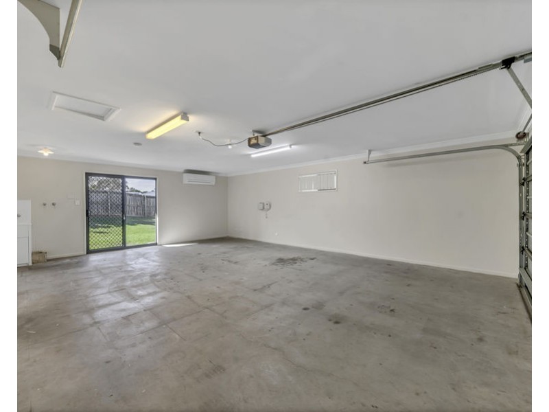 3 Iris Court, Yamanto QLD 4305