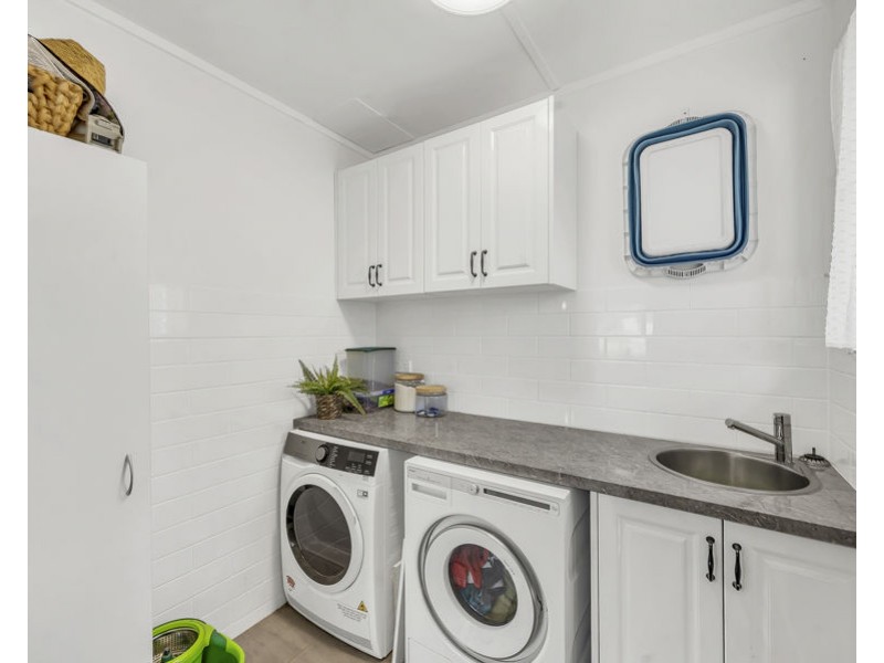 5 Lawson Street, Leichhardt QLD 4305