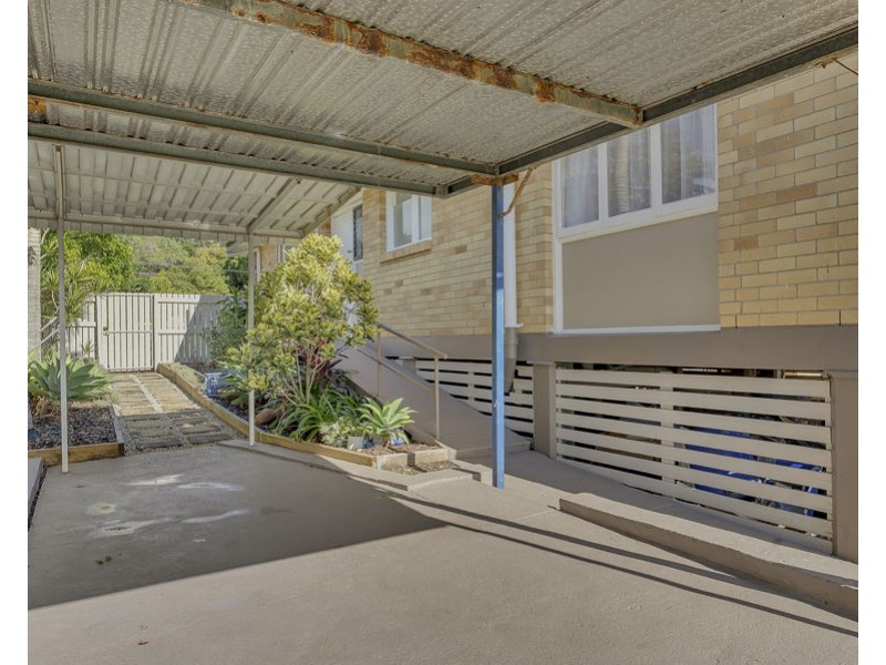 5 Lawson Street, Leichhardt QLD 4305