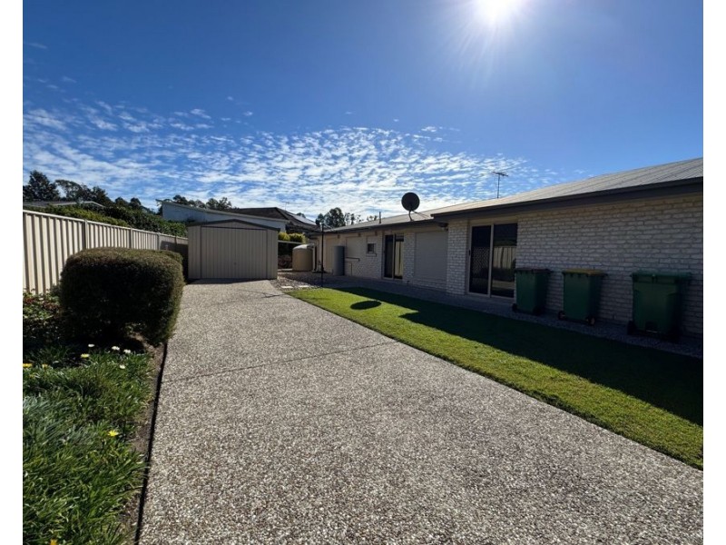 6 Piccadilly Court, Deebing Heights QLD 4306
