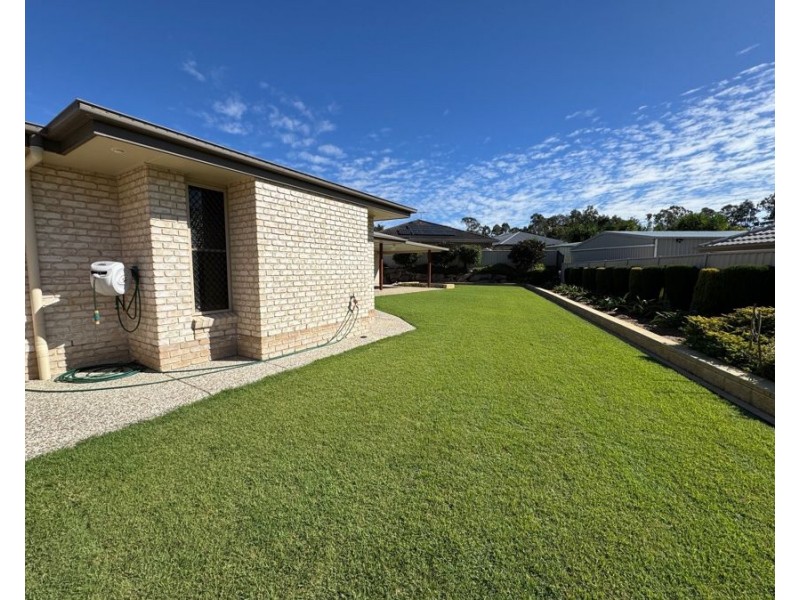 6 Piccadilly Court, Deebing Heights QLD 4306