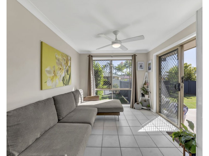 2 Diosma Close, Yamanto QLD 4305