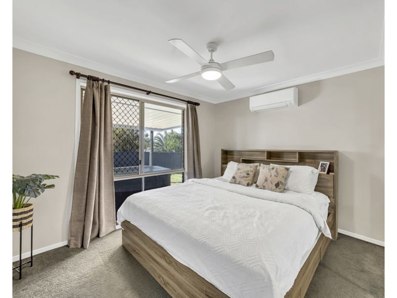2 Diosma Close, Yamanto QLD 4305