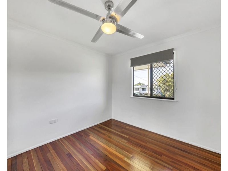 27 Rumsey Drive, Raceview QLD 4305