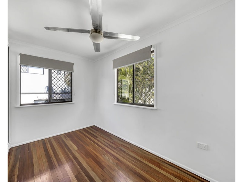 27 Rumsey Drive, Raceview QLD 4305