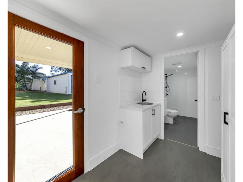 27 Rumsey Drive, Raceview QLD 4305