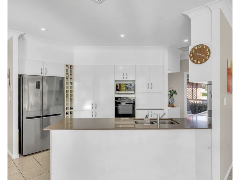 26 Newsky Court, Deebing Heights QLD 4306