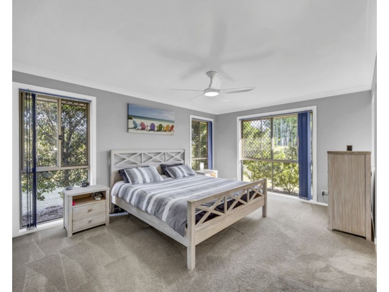 26 Newsky Court, Deebing Heights QLD 4306