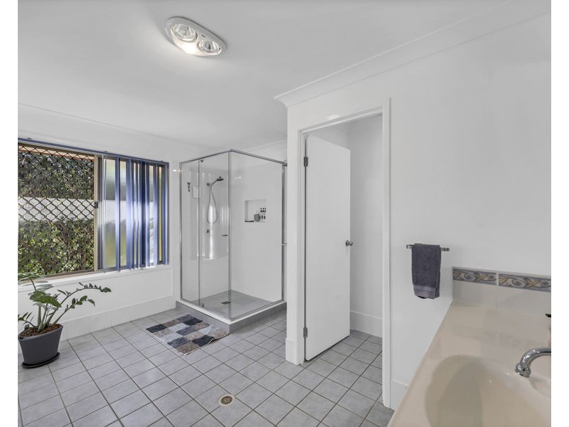 26 Newsky Court, Deebing Heights QLD 4306