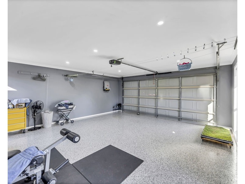 26 Newsky Court, Deebing Heights QLD 4306