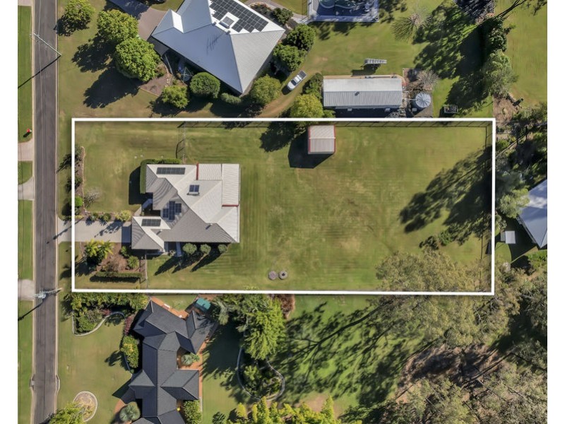26 Newsky Court, Deebing Heights QLD 4306
