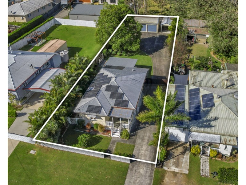 9 Pommer Street, Brassall QLD 4305
