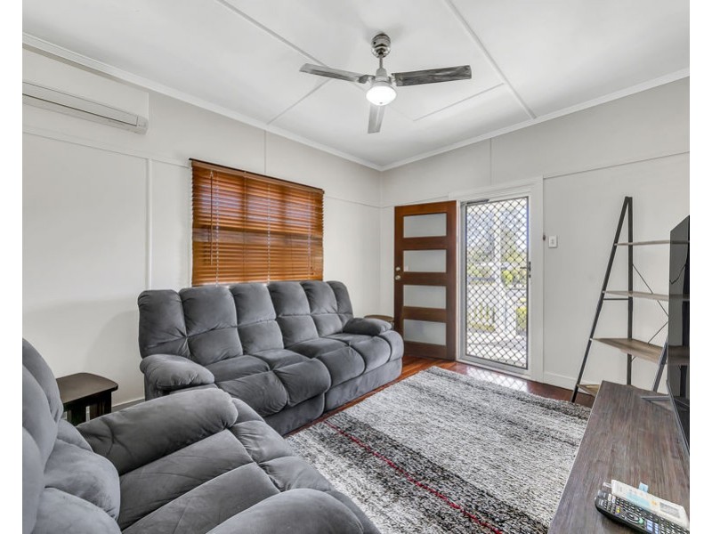 9 Pommer Street, Brassall QLD 4305