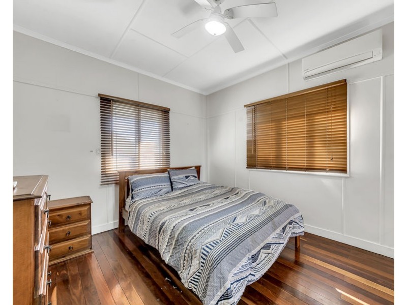 9 Pommer Street, Brassall QLD 4305