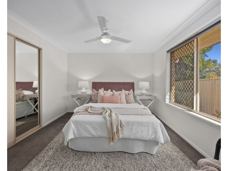 6 Hillier Court, Flinders View QLD 4305
