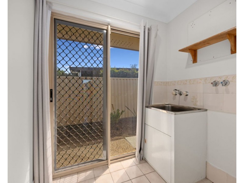 6 Hillier Court, Flinders View QLD 4305