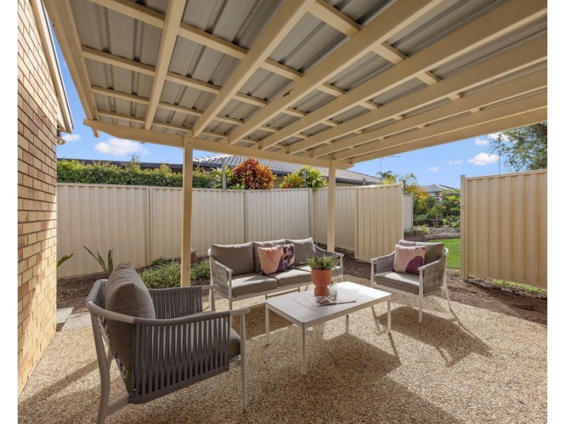 6 Hillier Court, Flinders View QLD 4305