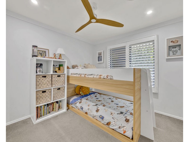 26 Yew Street, Yamanto QLD 4305