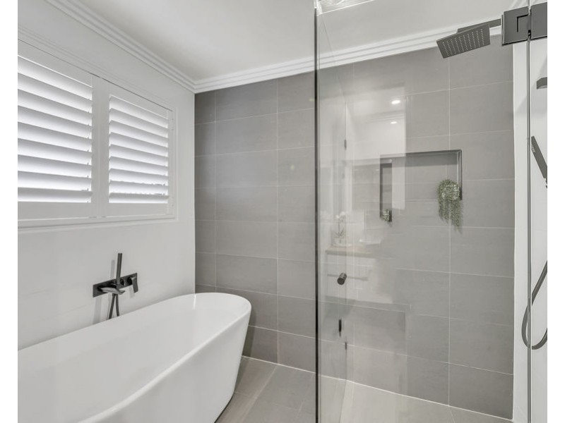26 Yew Street, Yamanto QLD 4305