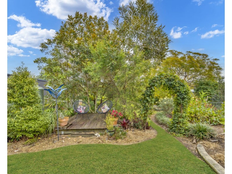 17 Omar Street, West Ipswich QLD 4305