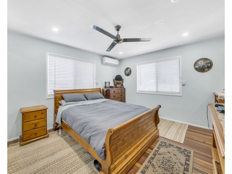 38 Raceview Street, Raceview QLD 4305